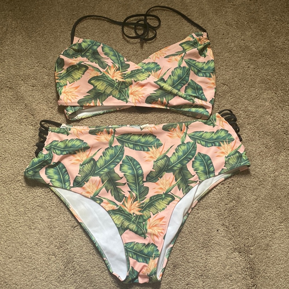 Shein Palm Print Bikini Size 3X